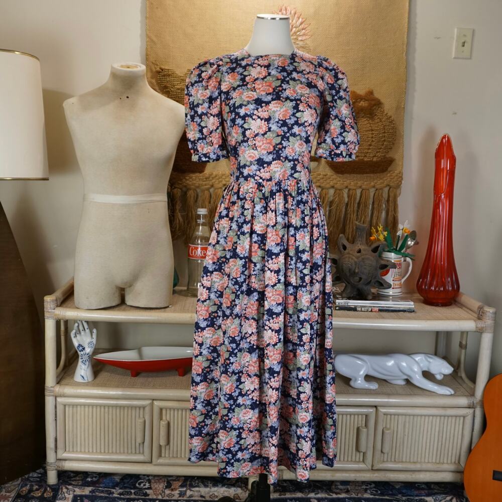 Vintage Laura Ashley Mother and Child floral dress (womens) 10